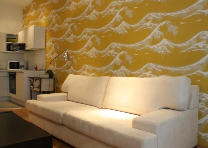 The Garden アパートホテル 4*