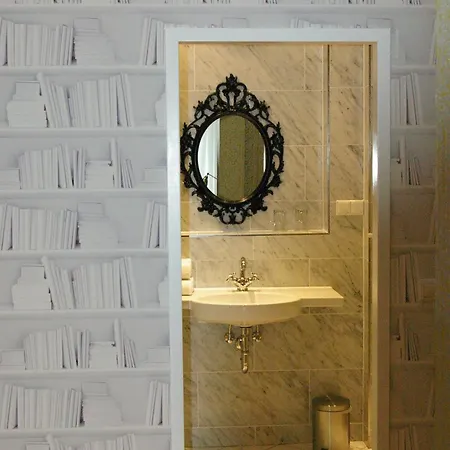 The Garden Apartahotel 4*