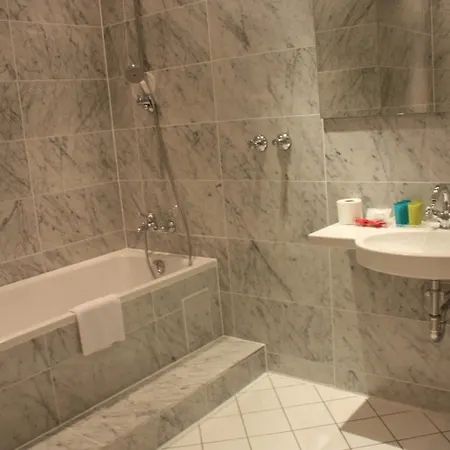 Apart-hotel The Garden 4*