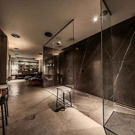 The Garden Ξενοδοχείο με διαμερίσματα 4*