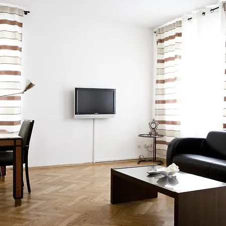 The Garden Aparthotel 4*