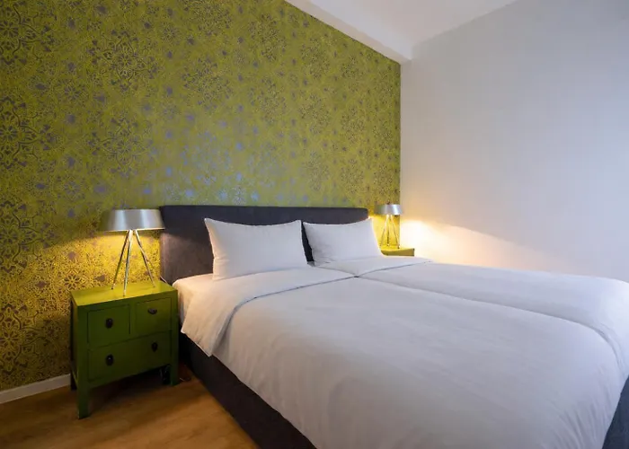 The Garden Aparthotel 4*