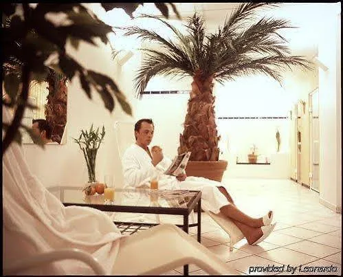 The Garden Apartmanhotel 4*